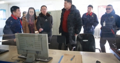 市城建委領(lǐng)導(dǎo)慰問公司供熱一線員工